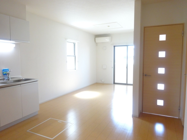 居室・リビング　日当たり良好