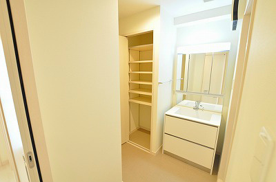 洗面設備　洗面脱衣所/シャワー付洗面台