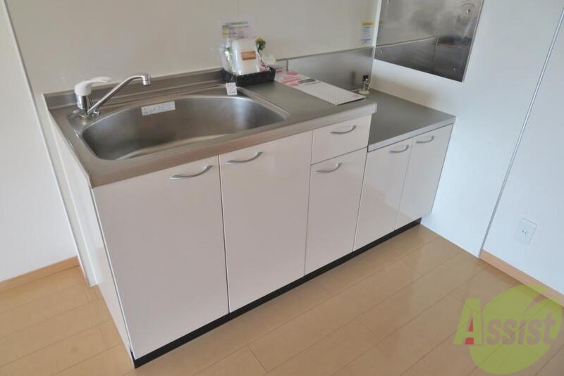 キッチン　キッチンはシンプルできれいですねー、嬉しいポイントです