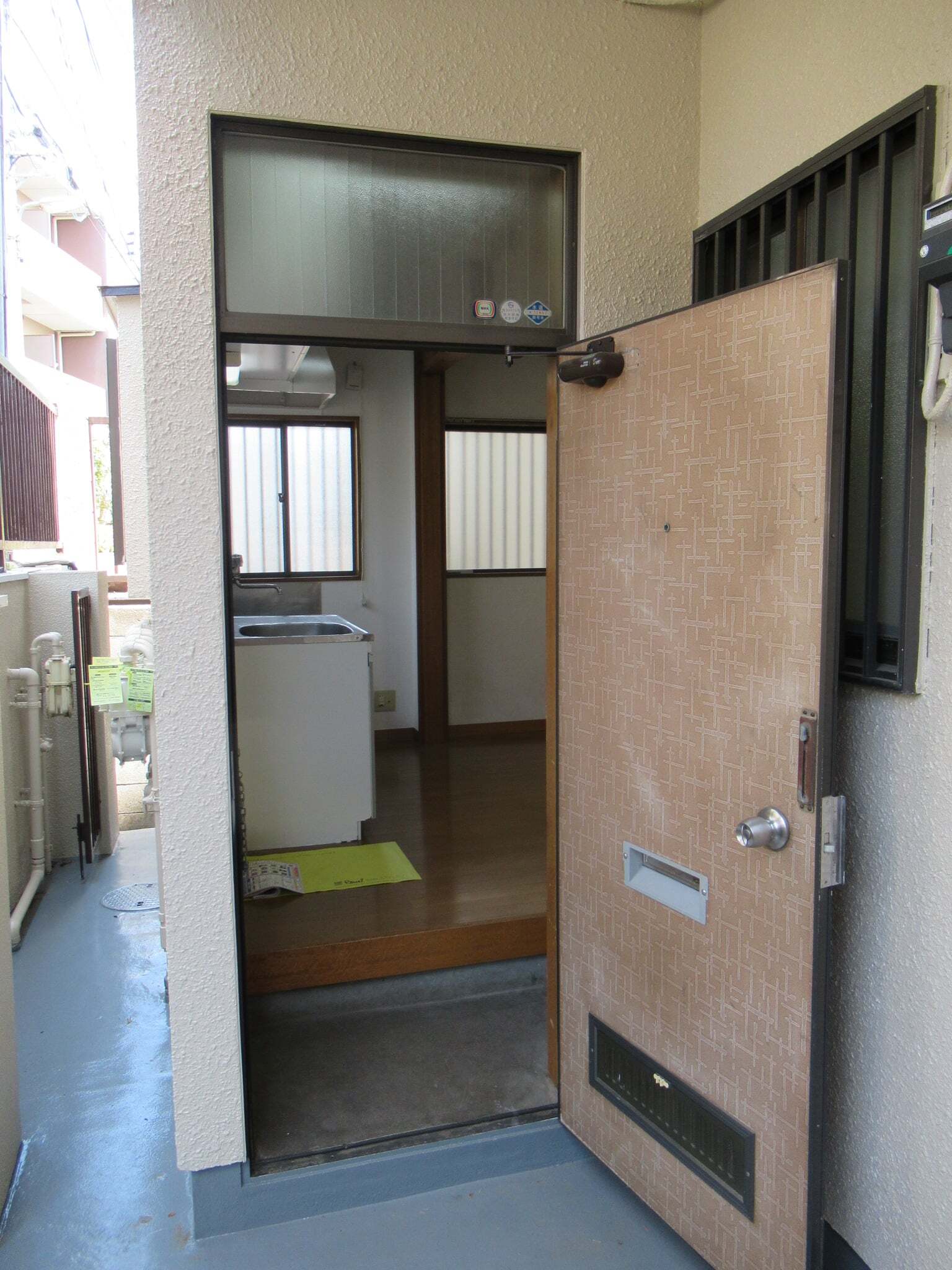 玄関