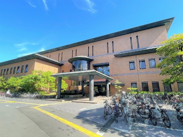 図書館　名古屋市鶴舞中央図書館（図書館）まで1036m