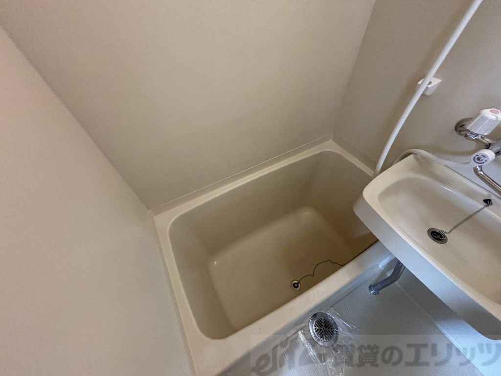 バス・シャワールーム　バス