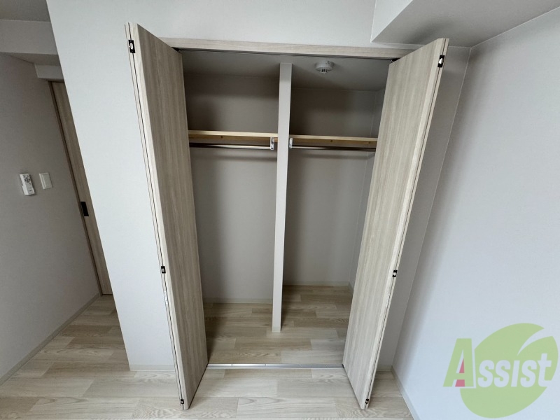 収納　洋室にはクローゼットがあるのですっきり片付きそうです。