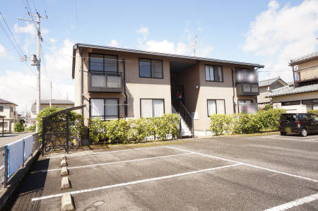 建物外観　１棟４部屋全室角部屋物件です