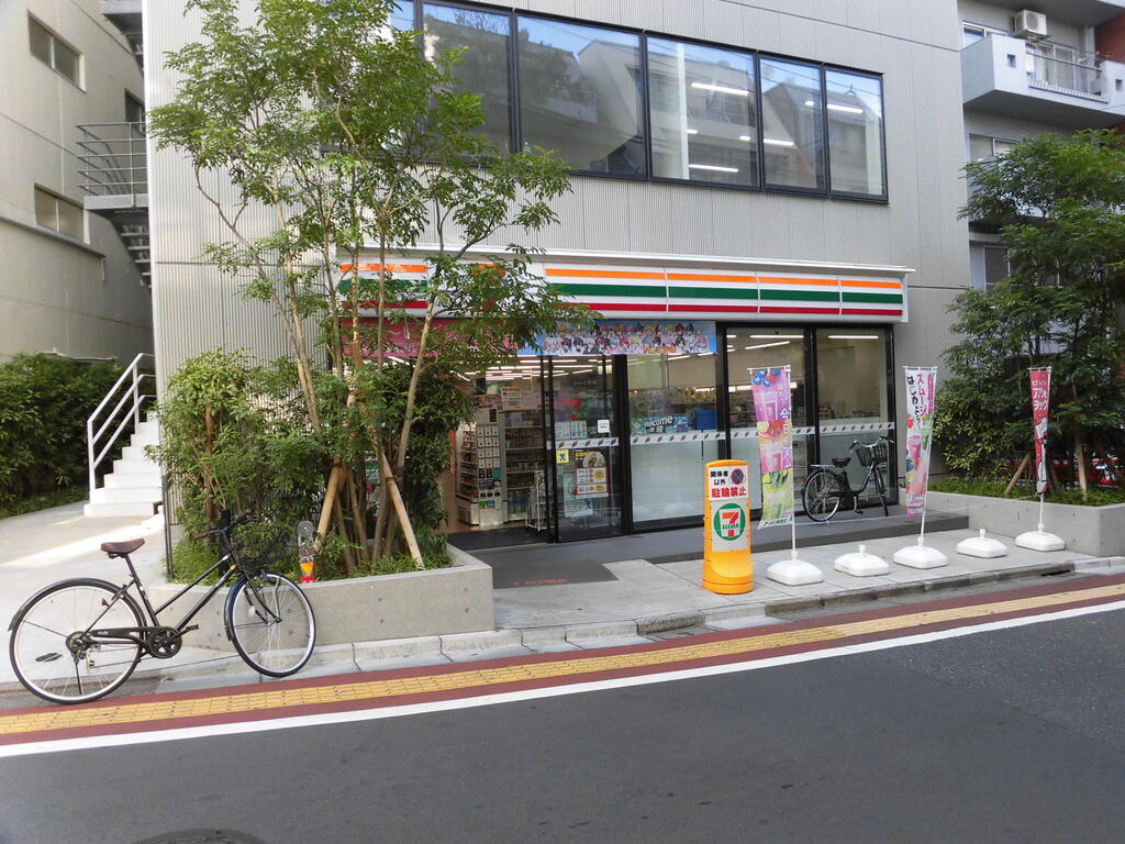 コンビニ　セブンイレブン高田馬場2丁目中央店（コンビニ）まで230m