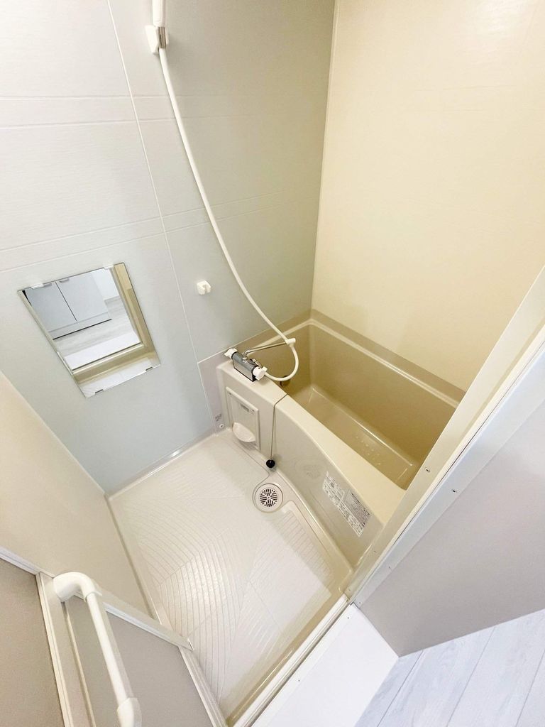 バス・シャワールーム　バス