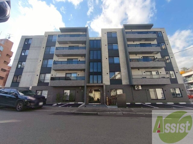 建物外観　中央区南１７条「ＴＨＥ　ＭＯＤＥＲＮ　伏見」