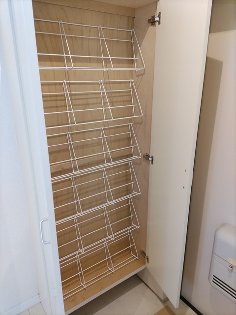 玄関　シューズボックス