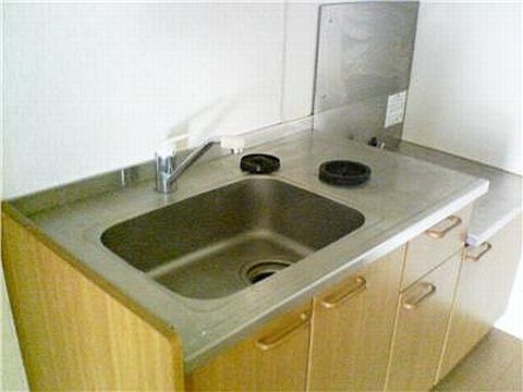 キッチン　お好きなガスコンロを設置可能です。