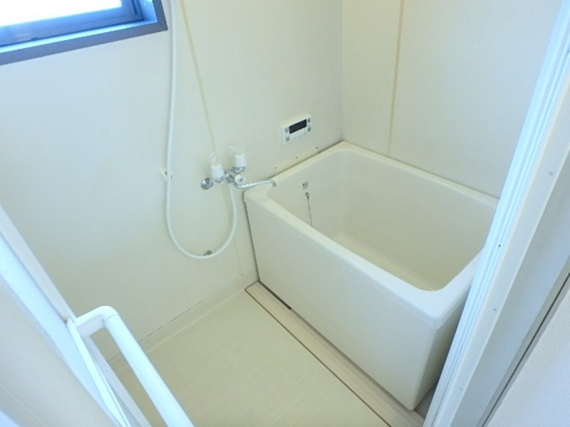 バス・シャワールーム　図面と現状に相違がある場合には現状を優先