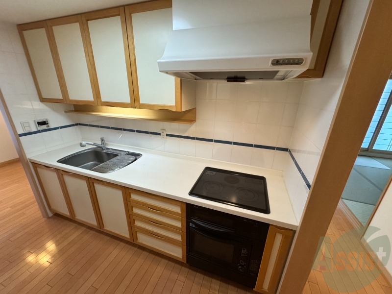 キッチン　キッチンにはＩＨクッキングヒーターも完備です！