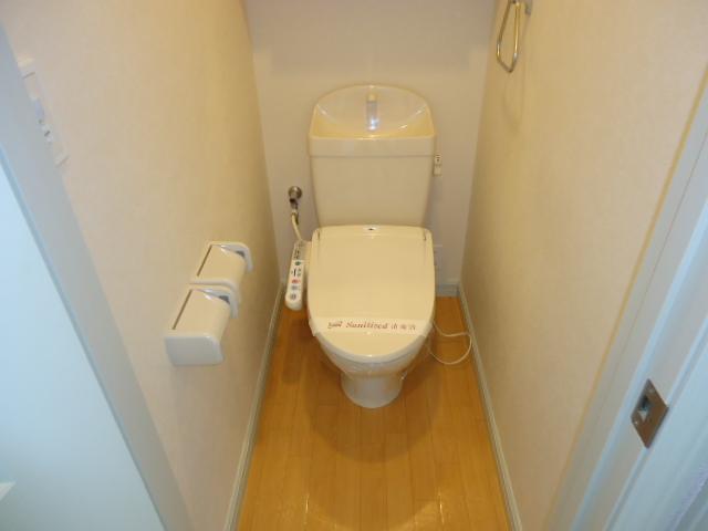 トイレ　シャワー付トイレ
