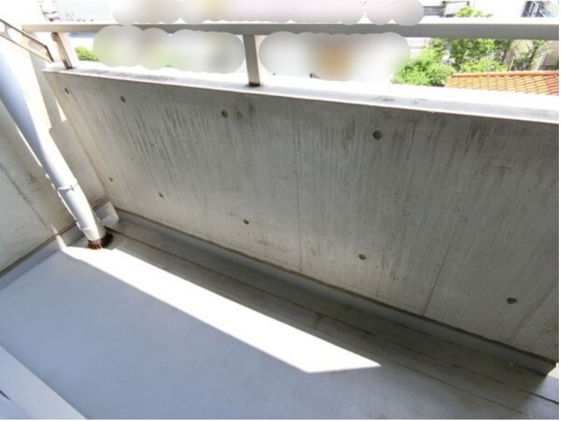 バルコニー　図面と現状に相違がある場合には現状を優先