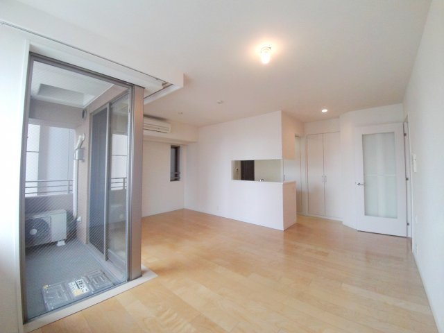 居室・リビング　17.5帖LDK【パークホームズ文京白山】