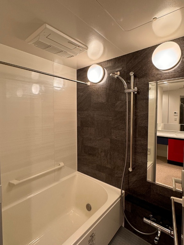 バス・シャワールーム　※別部屋参考写真