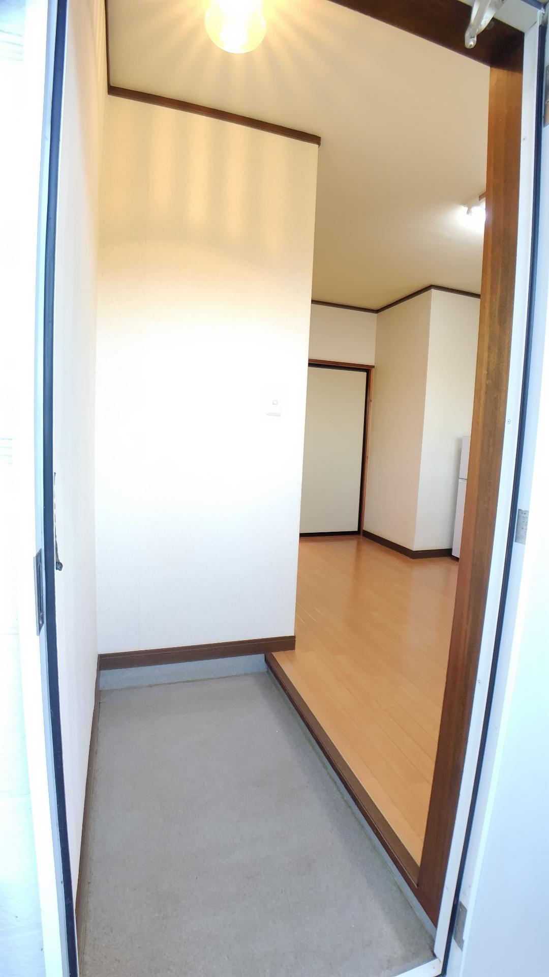 玄関　玄関広々