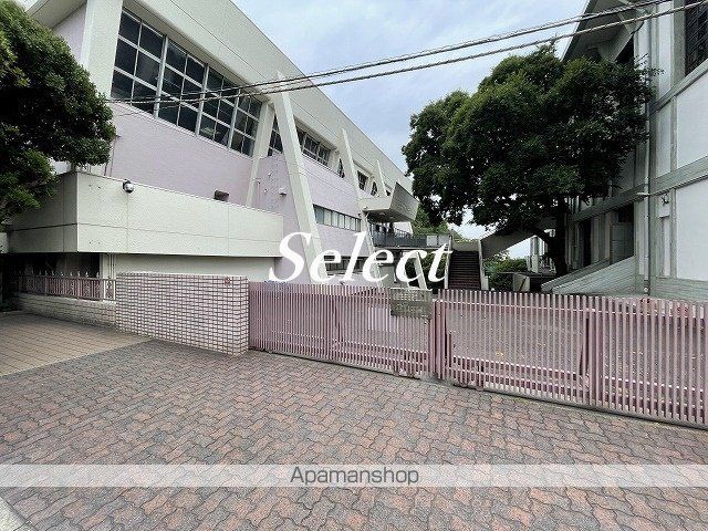 小学校　捜真小学校（小学校）まで267m