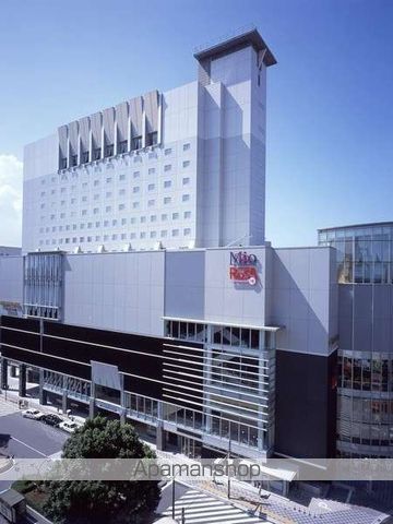 コンビニ　ローソン本千葉店（コンビニ）まで323m