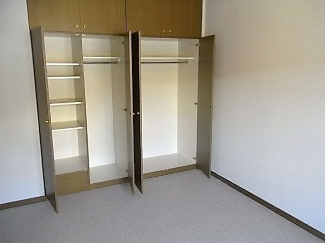 収納　★★天袋の付いた収納★★