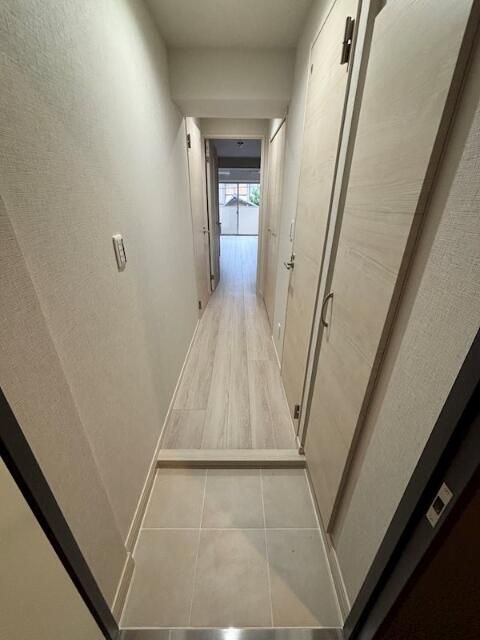 玄関　扉付なので、玄関から直接お部屋を見られる心配がありません☆