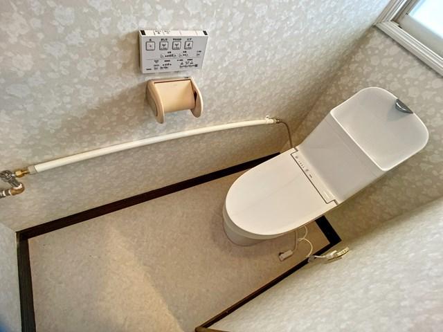 トイレ　トイレ