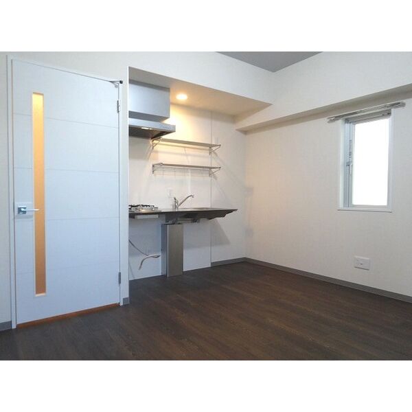 居室・リビング　※別号室の参考写真、現況優先※