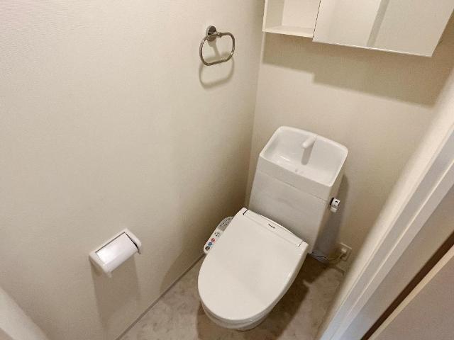 トイレ　シャワー付トイレ