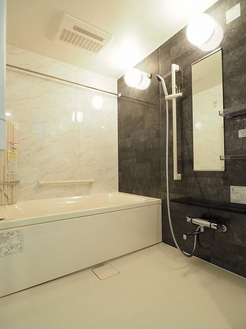 バス・シャワールーム　きれいなお風呂です