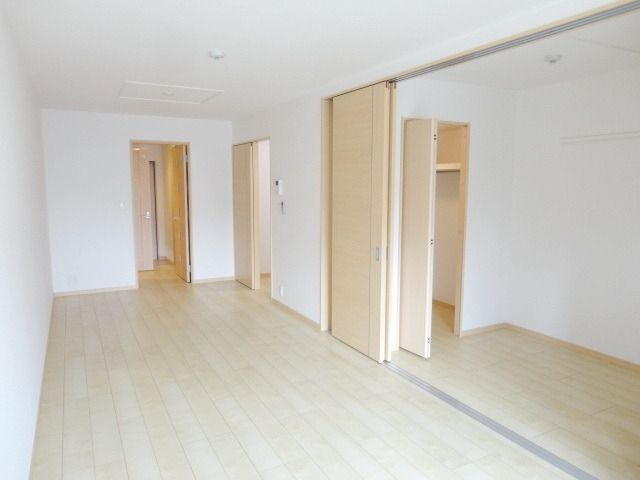 居室・リビング　☆タウンハウジング東京仙川店へ☆