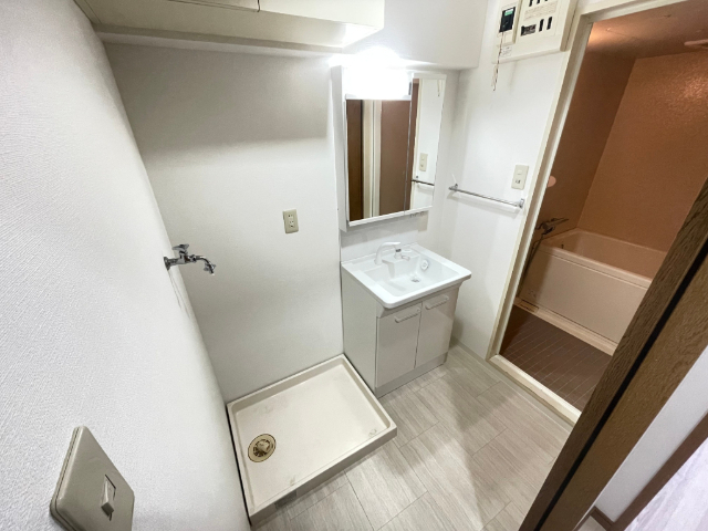 洗面設備　キッチンスペースです