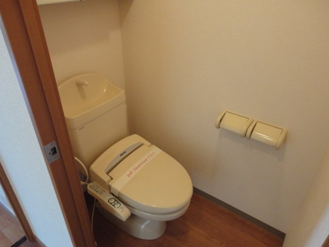 トイレ　シャワー付トイレ