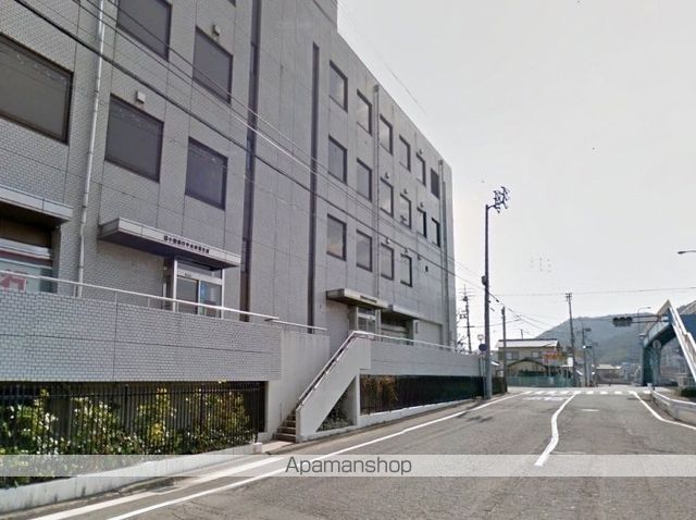 銀行　百十四銀行　中央市場支店（銀行）まで521m