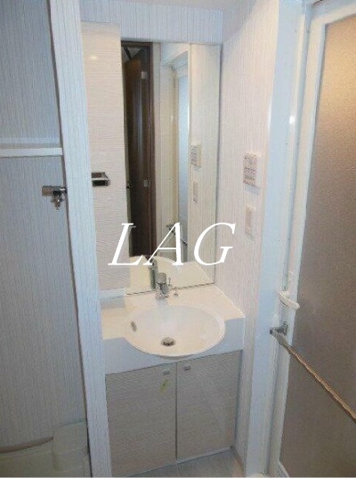 洗面設備　洗面台です。