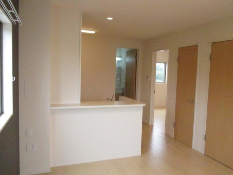 居室・リビング　図面と現状に相違がある場合には現状を優先