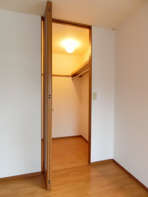 収納　図面と現状に相違がある場合には現状を優先