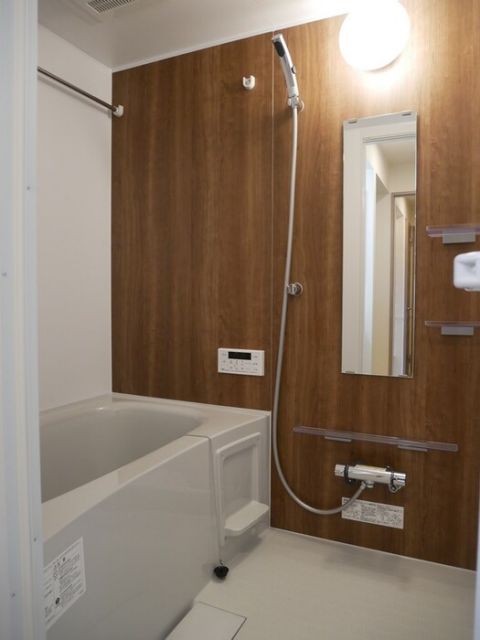 バス・シャワールーム