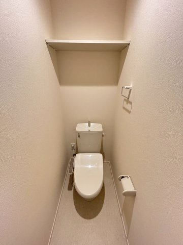 トイレ　※同号室別部屋参考写真です。