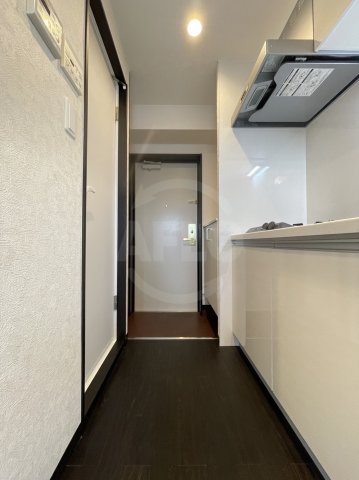 玄関　フォーリアライズ難波南ファーロ　玄関