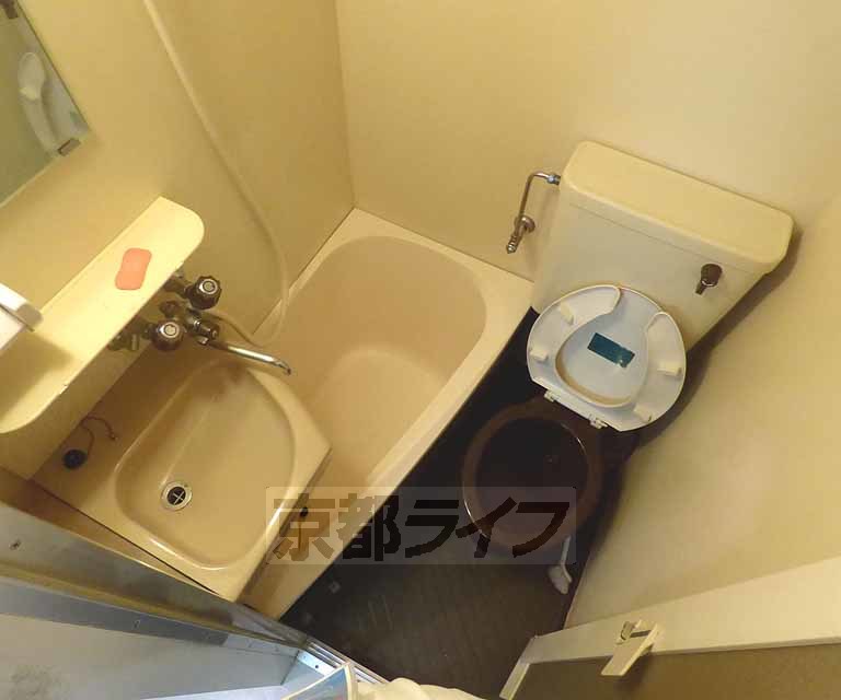 バス・シャワールーム　ユニットバスです。