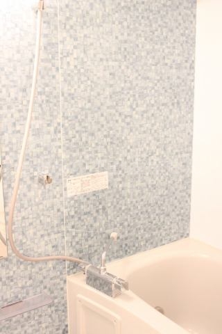 バス・シャワールーム　バスルーム