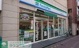コンビニ　ファミリーマート麻布十番商店街通り店（コンビニ）まで170m