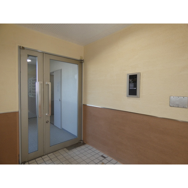 その他共有部分　オートロック有