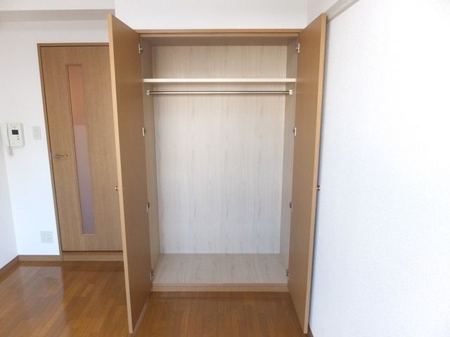 収納　クローゼット