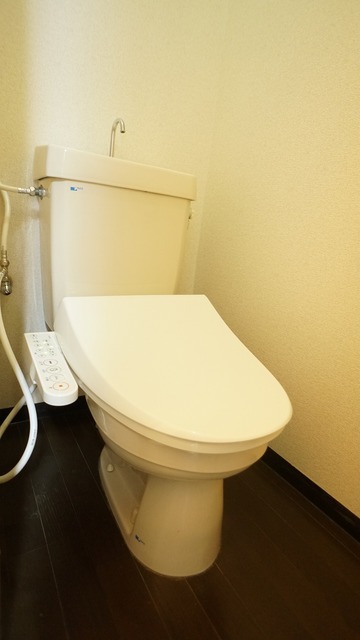 トイレ　温水洗浄便座新設！