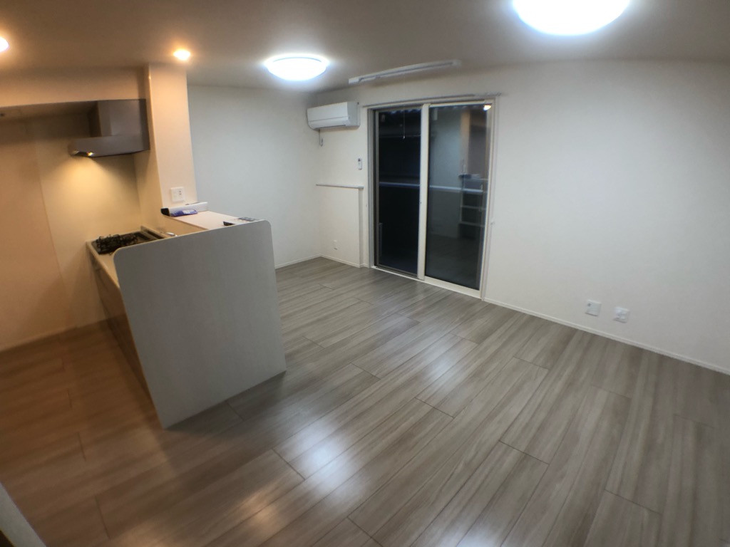 居室・リビング　エアコン付きで初期費用を抑えられます♪