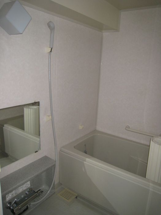 バス・シャワールーム　きれいなお風呂です