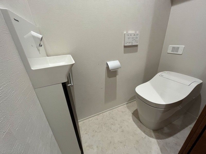 トイレ　トイレもきれいです