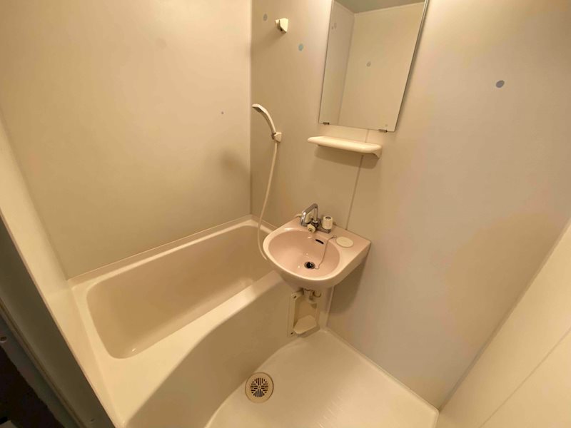 バス・シャワールーム　別号室イメージ