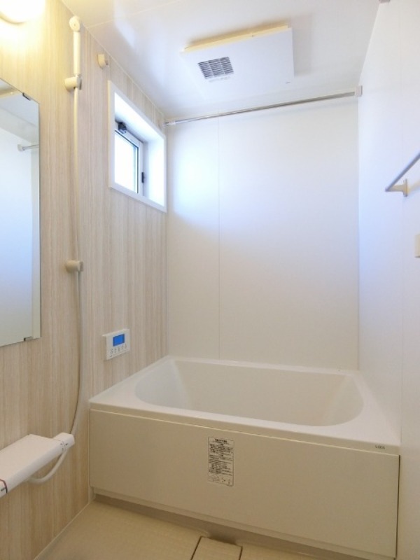 バス・シャワールーム　図面と現状に相違がある場合には現状を優先