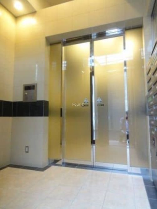 エントランス　★見学予約受付中★